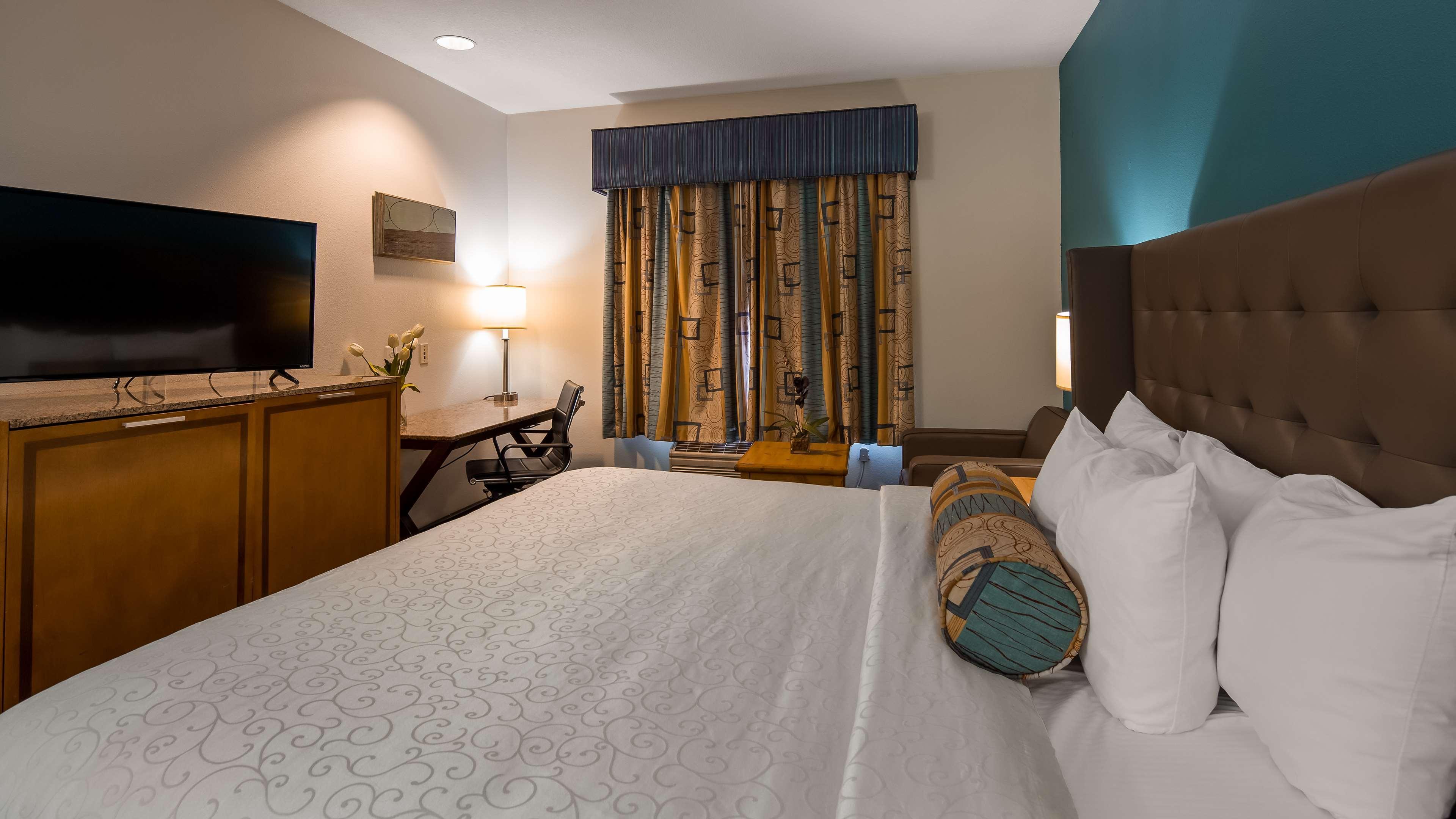 Best Western Plus Liberty Lake Inn Spokane Valley Exterior photo